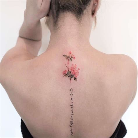 tatuajes para mujeres en la espalda|Las mejores 55 ideas de Tatuajes espalda mujer 